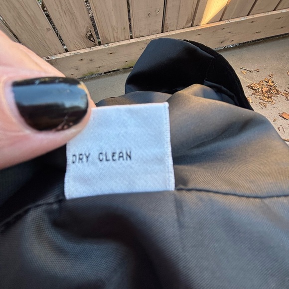 Gorgeous Black Velvet Blazer Sz 16 - EUC - Picture 13 of 13